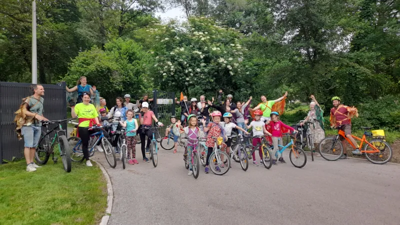 Emplacement Mobilite Douce - Randonneur, Cycliste, Cavalier En Solo - Sans Véhicule