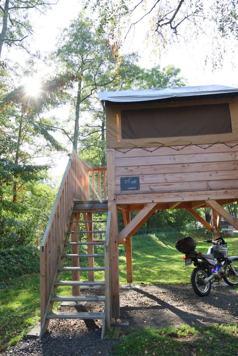 Baroudeur Sur Pilotis -