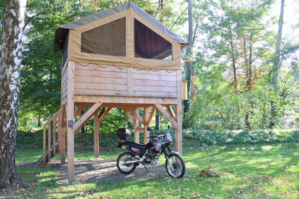 Location - Baroudeur Sur Pilotis - - Camping de l'Eau Mère