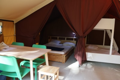 Lodge tent 25m² - 2 bedrooms - 10m² Terrace - no bathroom -
