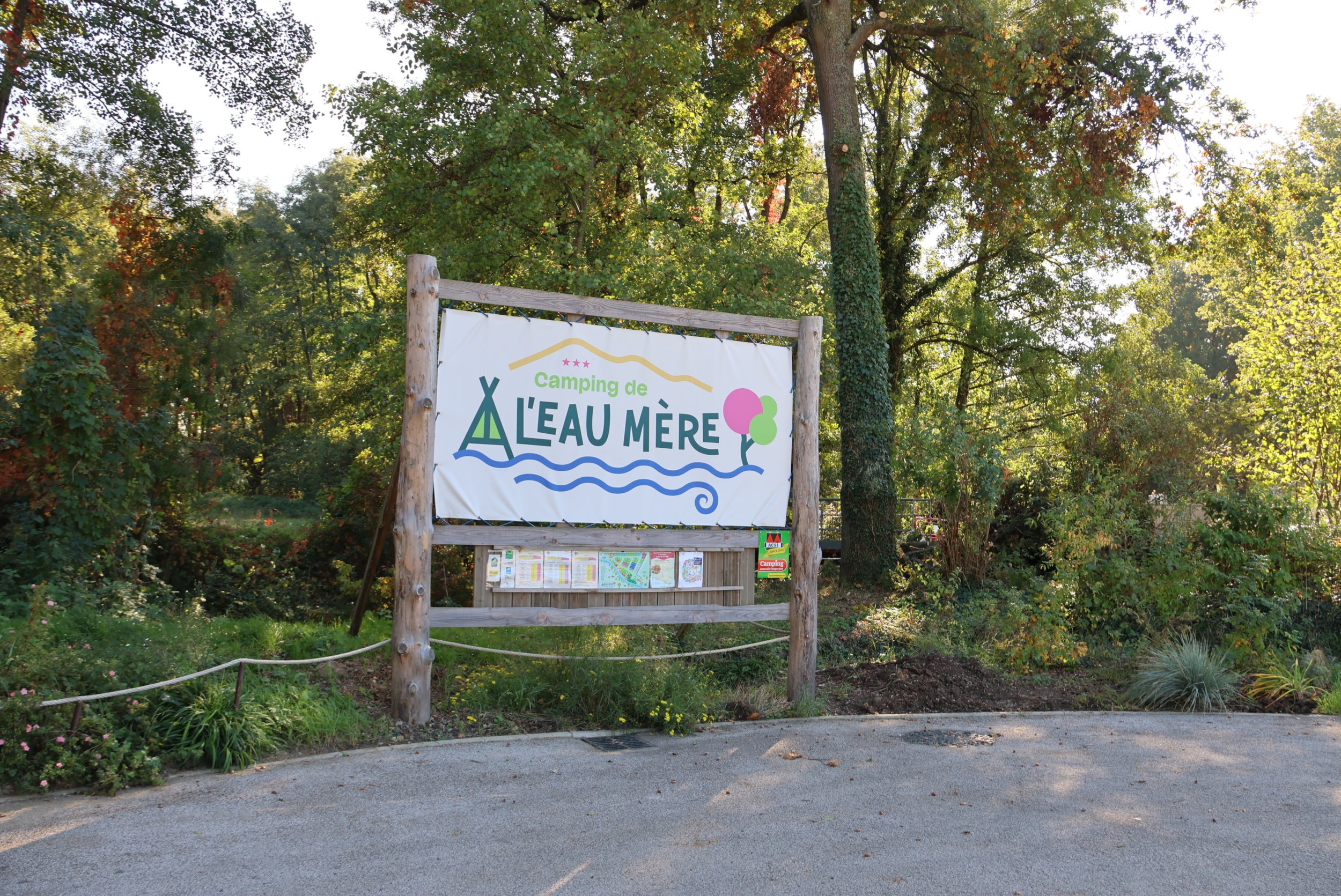 Camping de l'Eau Mère — Photo 1