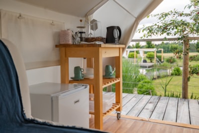Glamping tent, private toilete, sink & Outdoor TUB 15m2