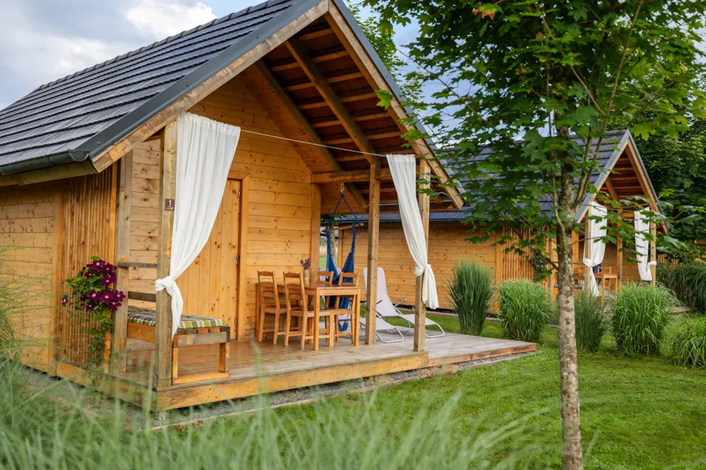 Location - Chalet/His, Toilettes Et Lavabo Privés, 22M2 - Kolpa Resort glamping