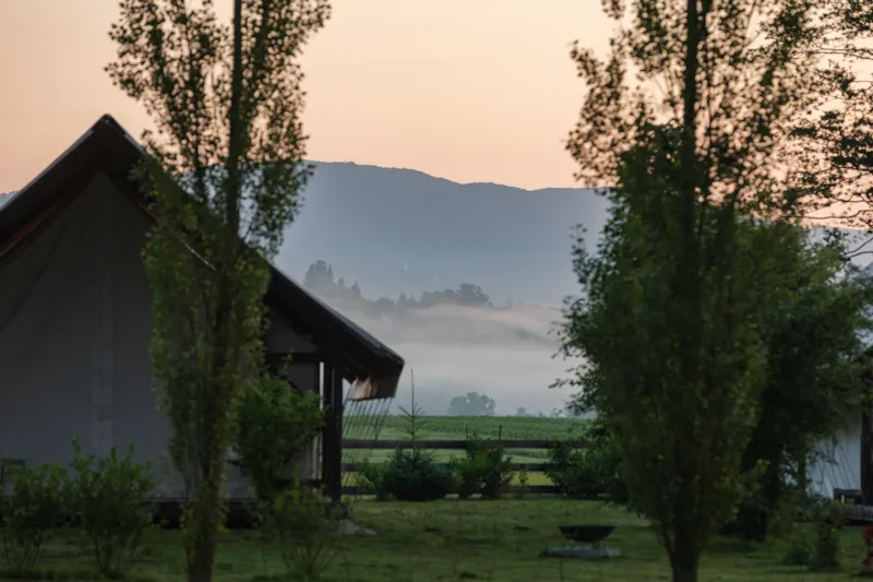 Tente Glamping Avec Salle De Bain, Amber 40 M2