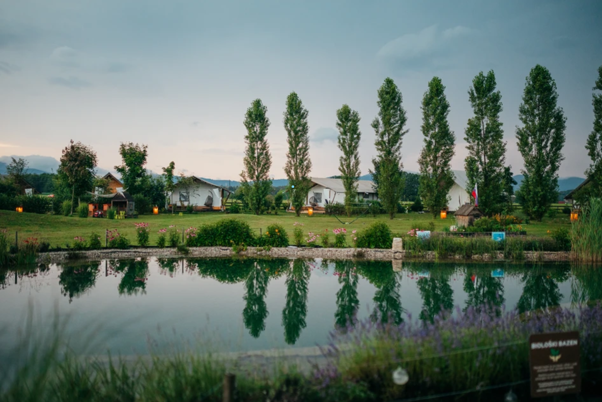 Kolpa Resort glamping — Foto 1