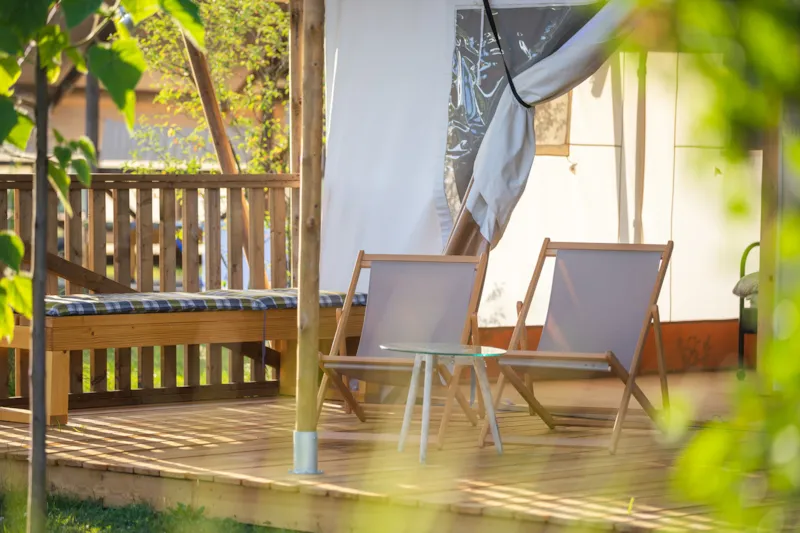 Tente Glamping Avec Salle De Bain, Amber 44 M², Premium - Jacuzzi