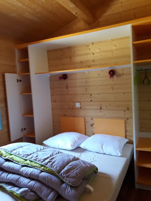 Location - Chalet Goeland - image n°5 - Camping Municipal Le Ceytrou