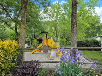 Camping Vert Lavande - MyCamping