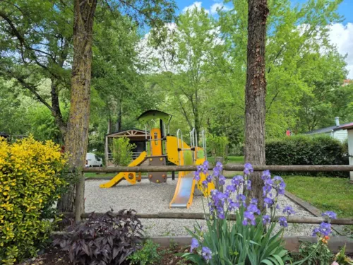 Camping Vert Lavande