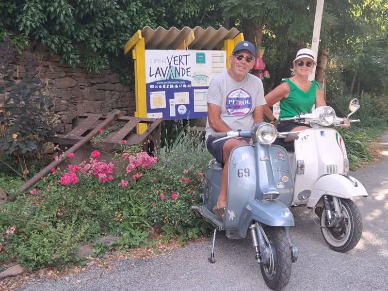 Emplacement Pour Caravanes Et Vans