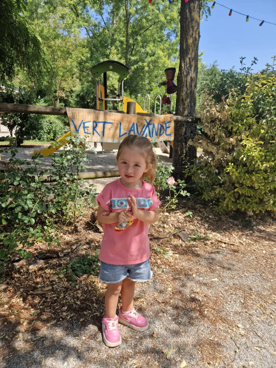 Camping Vert Lavande