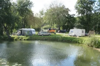 Kampeerplaats(en) - Standplaats  Per Nacht - Camping Les Puits Tournants