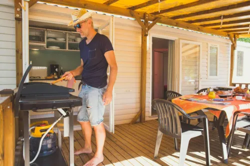 Accommodation - Air Conditioned Mobile Home - 34M² - 3 Bedrooms - image n°6 - Camping de PEYROCHE