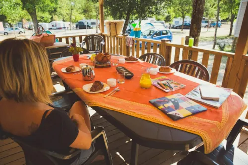 Accommodation - Air Conditioned Mobile Home - 34M² - 3 Bedrooms - image n°7 - Camping de PEYROCHE