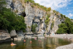 Bathing Camping de PEYROCHE - Labeaume