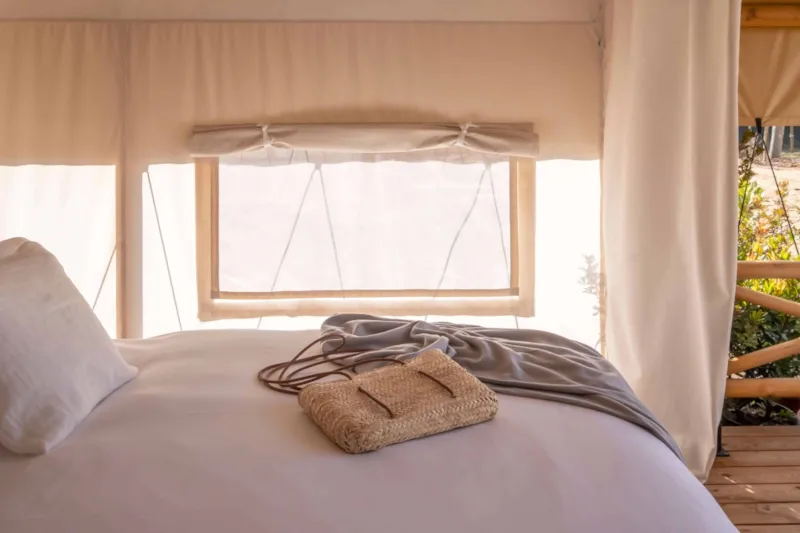 Glamping Couple (Only Adults)