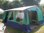 Tente Meublée 19M² 3Ch. – 6Pers. Tente Meublée 19M² 3Ch. – 6Pers.