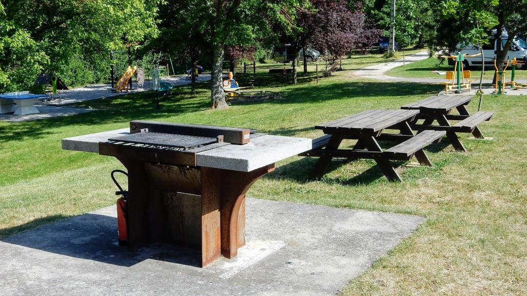 Camping Sandaya - Les Jardins de Privas - Auvergne-Rhône-Alpes - Image n°8 Camping Sandaya - Les Jardins de Privas - Auvergne-Rhône-Alpes - Image n°8