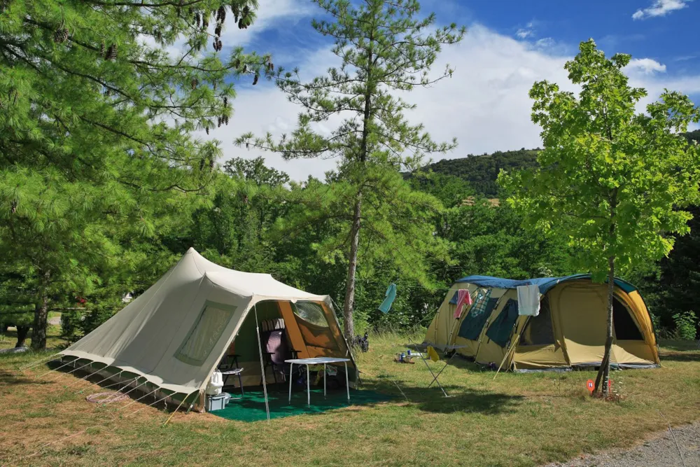 Emplacement - Forfait ** - Camping Sandaya Les Jardins de Privas