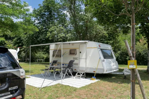 Emplacement - Forfait Erable ** - image n°2 - Camping Sandaya Les Jardins de Privas