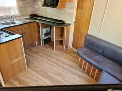 Mobile home 24 — 8