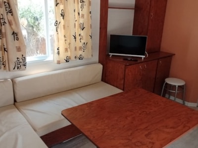Mobile home 44 — 3