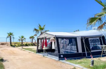 Stellplatz - Stellplatz Konfort  (81M2-90M2) - Alannia El Pinar 