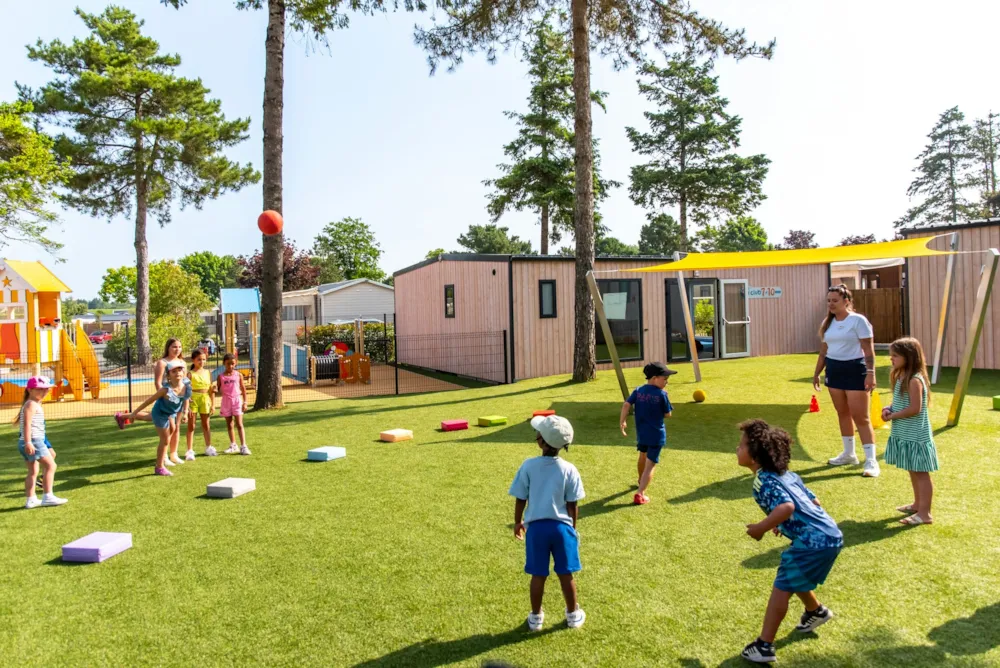 Camping Club Les Brunelles - MS Vacances 