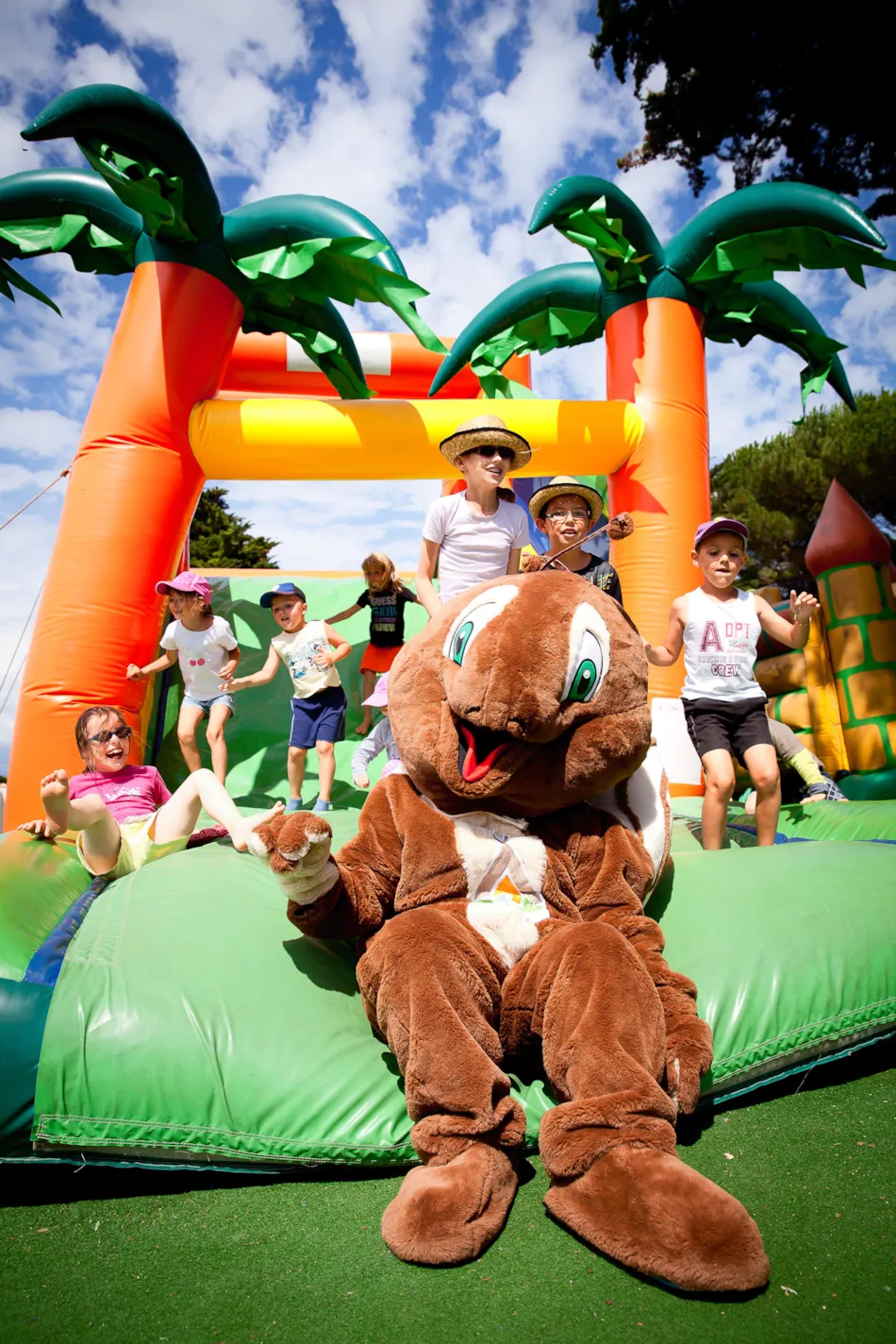 Camping Les Peupliers****