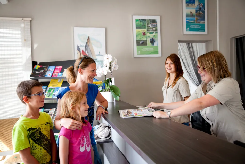 Camping Les Peupliers****