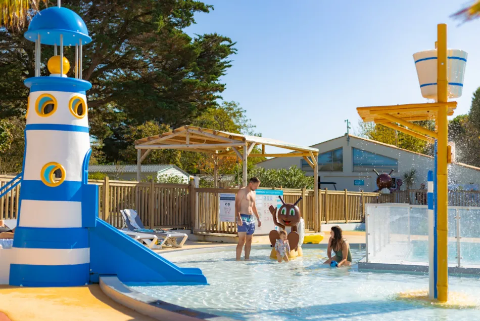 Camping Les Peupliers****