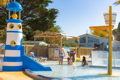 Camping Les Peupliers****
