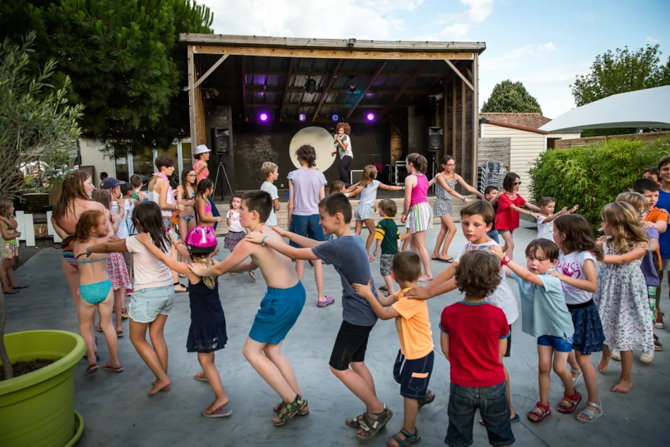 Camping Les Peupliers****