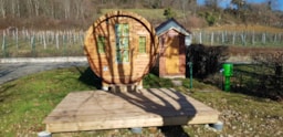 Accommodation - Barrel Shaped Cabin - Without Toilet Blocks - Dry Toilets - Camping Au Cœur Des Vignes