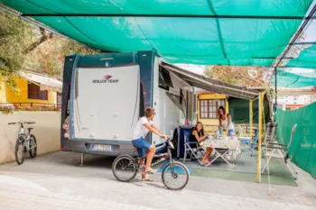 Stellplatz - Großes Stellplatz - Camping Rosa