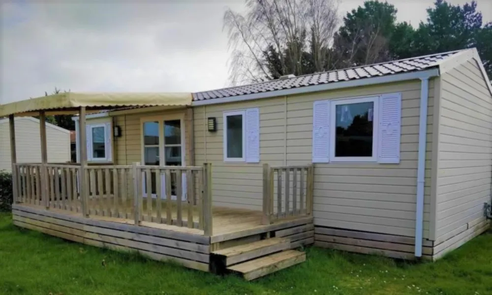 Accommodation - Mobile Home Quatro - 4 Bedrooms - Air -Conditioning - Village Vacances L'Endorph'in