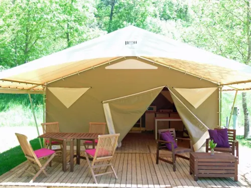 Accommodation - Lodge Insolite Nature Vivarais Along The River Without Sanitary - 2 Bedrooms - 25 M² + 15M² Terrace - image n°2 - Ushuaïa Villages - Camping l'Oasis *****