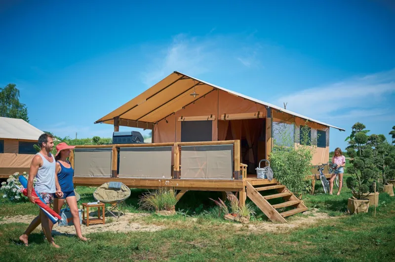 Pack Hébergement + Safari Peaugres