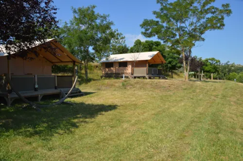 Accommodation - Lodge Insolite Premium Victoria - 2 Bedrooms - 30M² - Groot Terras Van 20 M² - image n°3 - Ushuaïa Villages - Camping l'Oasis *****