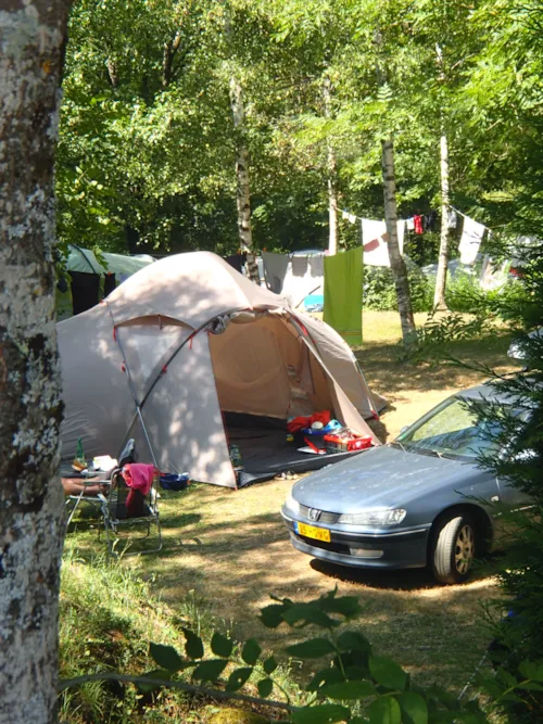 Stellplatz - Stellplatz Grand Confort In Der Nähe Des Schwimmbads - image n°4 - Ushuaïa Villages - Camping l'Oasis *****