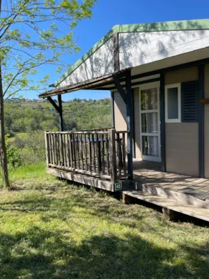 Locatif - Chalet Confort Acacia 2 Schlafzimmer - 25m² + 10 m² überdachte Terrasse - Ushuaïa Villages - Camping l'Oasis *****