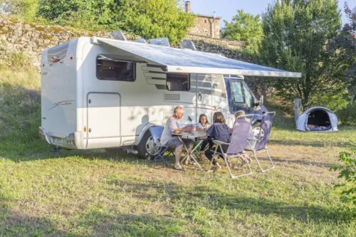 Stellplatz - Stellplatz Privilege Xl (100-150M²) Ruhe Und Natur - image n°6 - Ushuaïa Villages - Camping l'Oasis *****