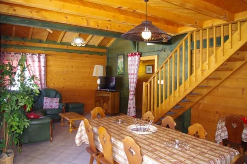 Location - Appartement "L'oustalet" / 105M² - 4 Chambres - image n°3 - Camping - Caravaneige L'Oustalet