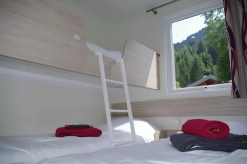 Location - Mobil-Home 5P / 25M² - 2 Chambres - image n°5 - Camping - Caravaneige L'Oustalet