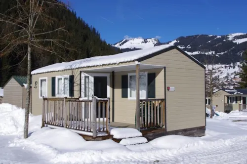 Location - Mobil-Home 5P / 25M² - 2 Chambres - image n°2 - Camping - Caravaneige L'Oustalet