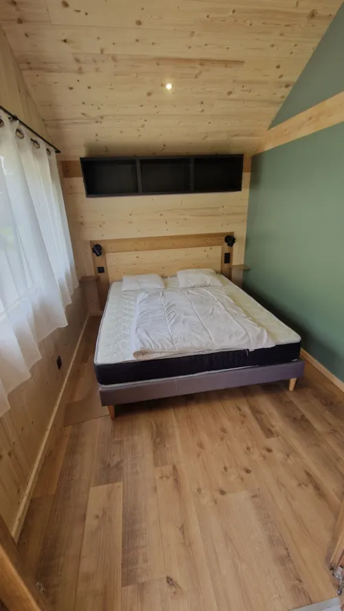 Location - Chalet "Le Bouquetin" / 35M² - image n°4 - Camping - Caravaneige L'Oustalet