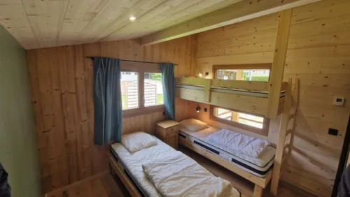 Location - Chalet "Le Bouquetin" / 35M² - image n°5 - Camping - Caravaneige L'Oustalet