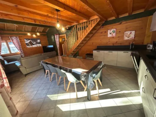 Location - Appartement "L'oustalet" / 105M² - 4 Chambres - image n°3 - Camping - Caravaneige L'Oustalet