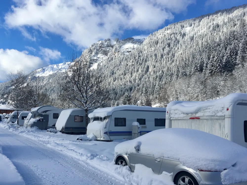 Camping - Caravaneige L'Oustalet - image n°5 - RhoneAlpes
