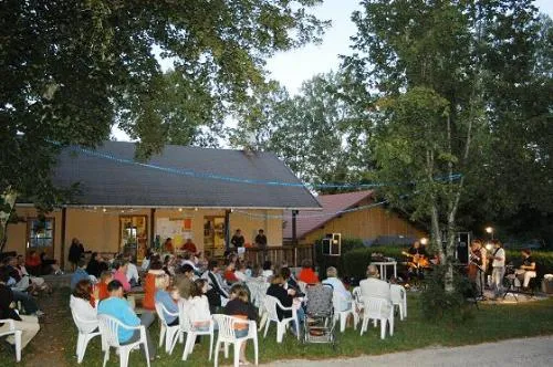 Camping Les Pêcheurs